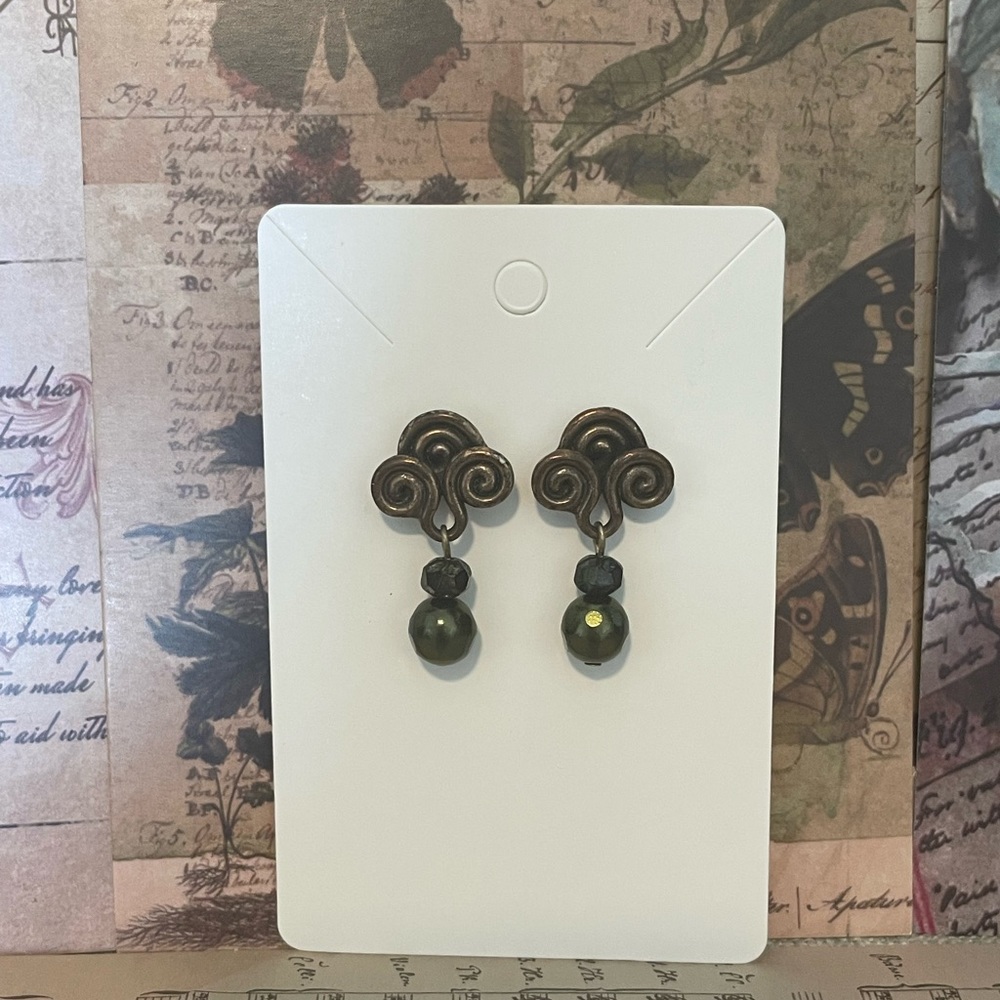 💫 vintage bronze beaded dangles